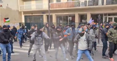 Affrontements à Paris lors d'une Marche Féministe Confrontation entre Pro-Palestiniens et LDJ
