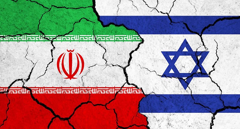Iran et Israël : De l'Amitié à la Confrontation - Une Spirale Funeste