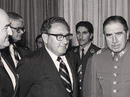 l'injustice mondialeHenry-Kissinger-Un-centenaire-controverse-et-impuni-symbole-de-linjustice-mondiale